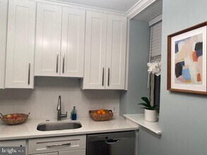 1308 Clifton St NW in Washington, DC - Building Photo - Building Photo