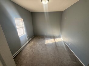 825 Grant Pl in Canton, IL - Building Photo - Building Photo