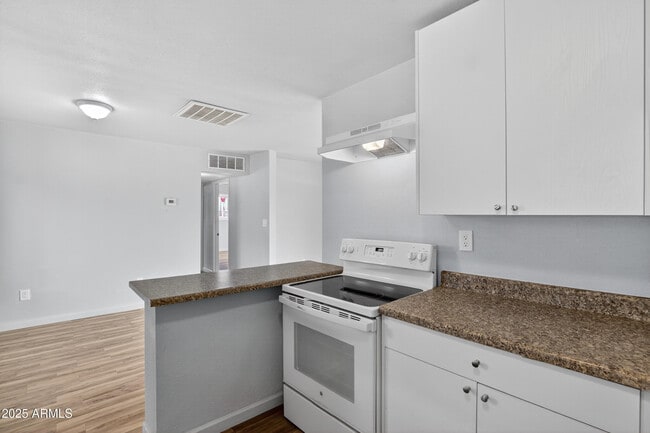 1410 S 24th Ave in Phoenix, AZ - Building Photo - Building Photo