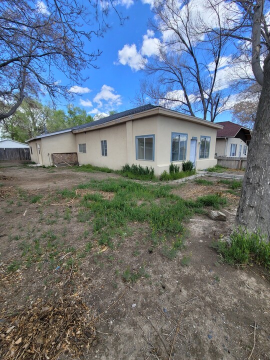 430 13th St in Lovelock, NV - Building Photo