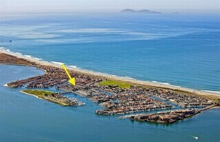80 Kingston Ct S in Coronado, CA - Building Photo