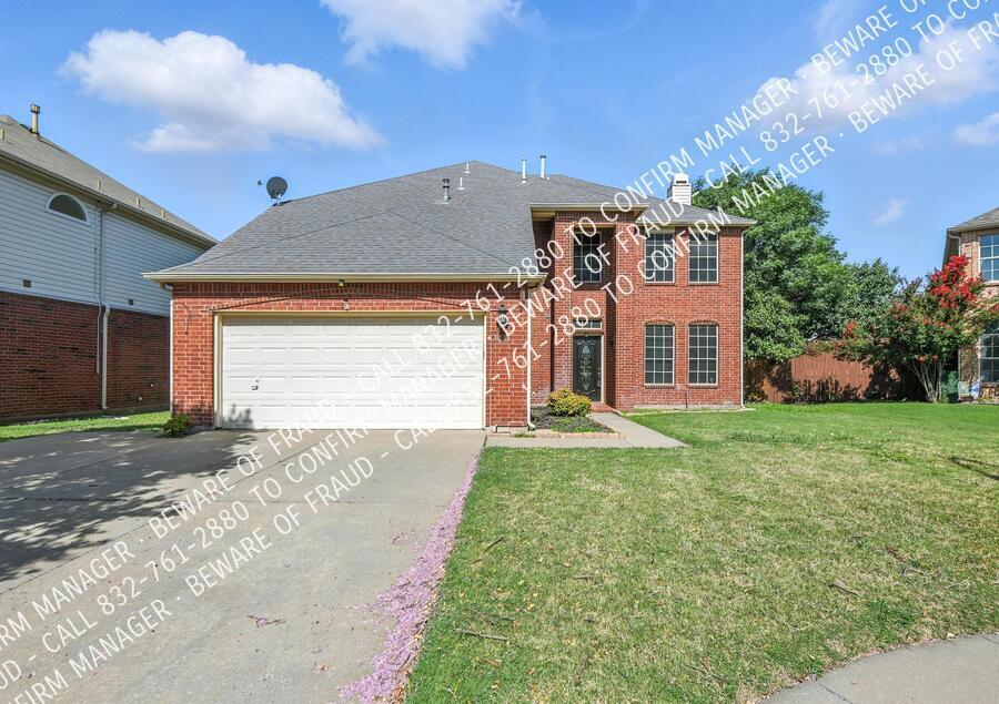 9141 Saratoga Rd in Fort Worth, TX - Building Photo