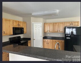 108 Saye Pl in Mooresville, NC - Building Photo - Building Photo