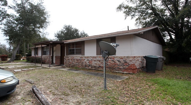 1000-1002 E Johnson Ave in Pensacola, FL - Building Photo - Building Photo