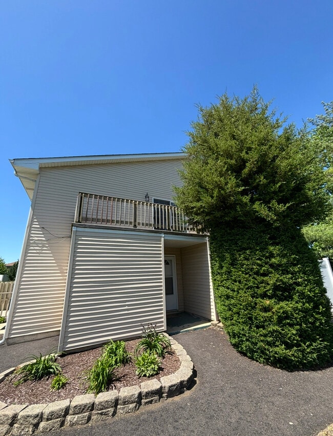 property at 2319 Aster Dr