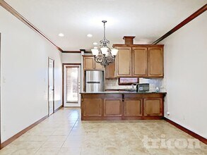 103 Lullaby Ln in Montgomery, TX - Foto de edificio - Building Photo