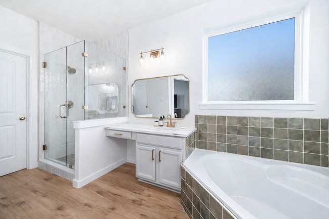 13611 Cotton Way in Cove, TX - Foto de edificio - Building Photo