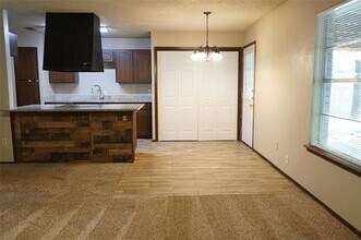 6104 Springwood Dr in Arlington, TX - Building Photo - Building Photo
