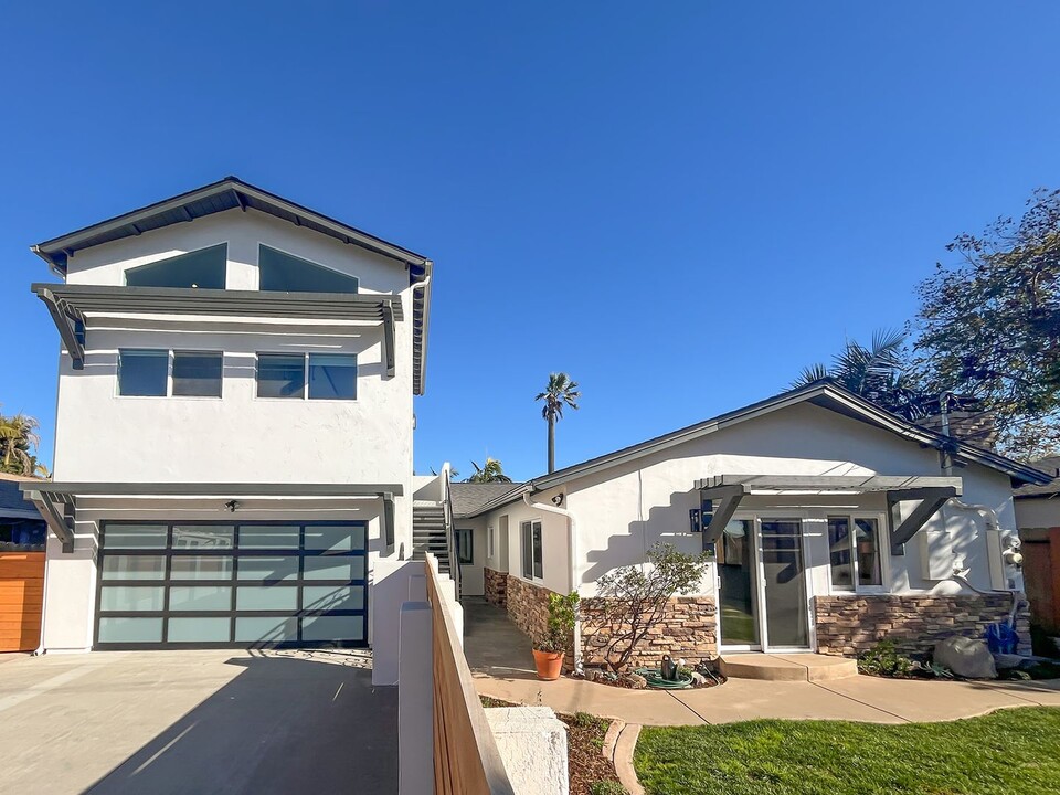 1191 Balour Dr in Encinitas, CA - Building Photo