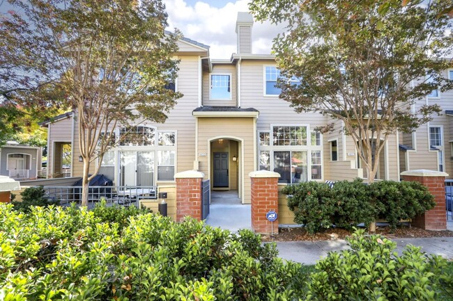 property at 4633 Hampton Falls Pl