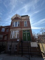 2723 W 18th St in Chicago, IL - Building Photo