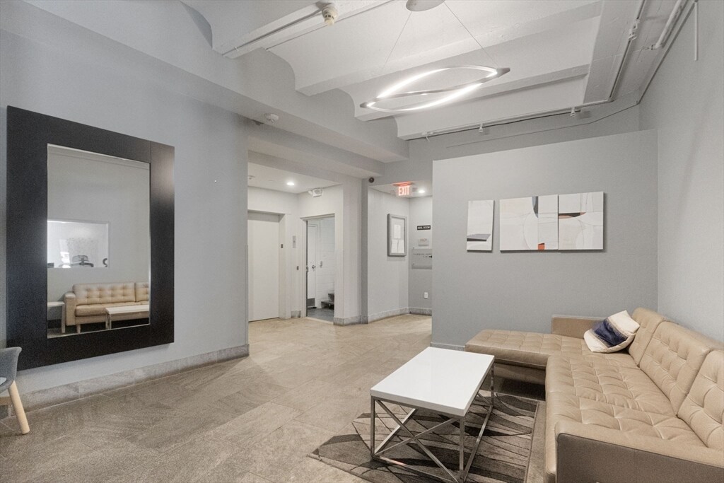 11 Hallam St, Unit 3 in Boston, MA - Building Photo