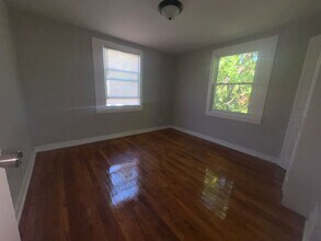 2 Valley Pl N, Unit 2 in New Haven, CT - Building Photo - Building Photo