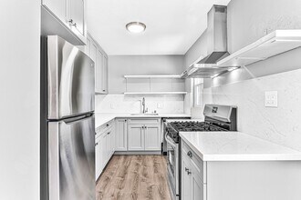 433 Nebraska Ave in Long Beach, CA - Foto de edificio - Building Photo