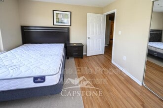 40 Cornerstone Ln in Newark, NJ - Building Photo - Building Photo