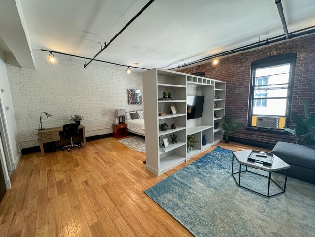 13-19-19 Stanhope St in Boston, MA - Building Photo - Building Photo