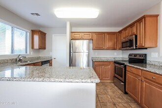 12510 W Mandalay Ln in El Mirage, AZ - Building Photo - Building Photo