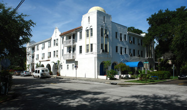 San Rafael Apartments in St. Petersburg, FL - Building Photo - Building Photo