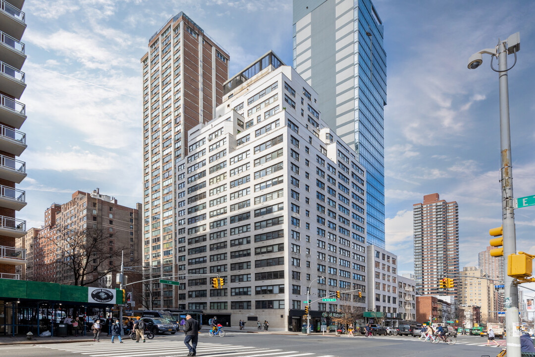 Eastwood Towers in New York, NY - Foto de edificio