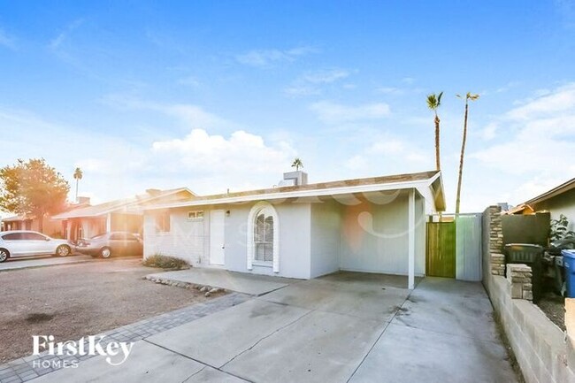 4747 E Saint Catherine Ave in Phoenix, AZ - Building Photo - Building Photo