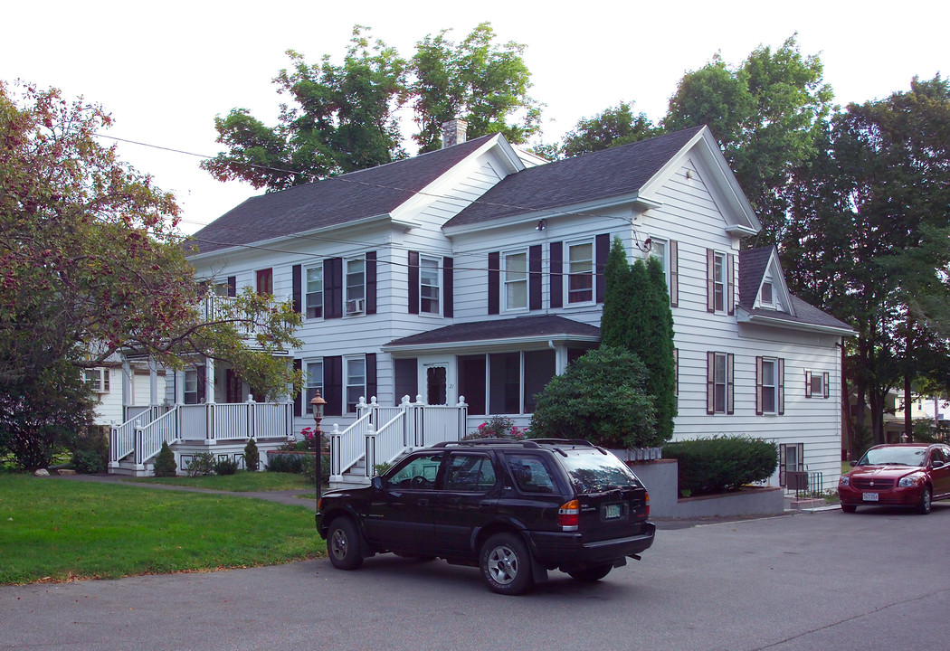 21 Baker St in Foxboro, MA - Building Photo