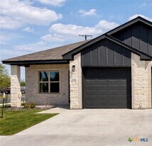 414 W Avenue C in Copperas Cove, TX - Building Photo