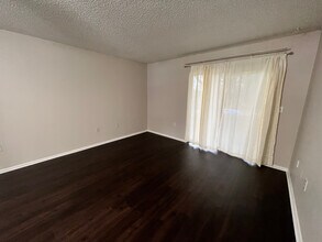 4330 Tartan Ave in Spring Hill, FL - Building Photo - Building Photo