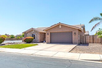 3773 W 38th Pl in Yuma, AZ - Building Photo - Building Photo