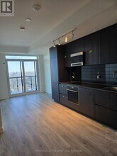 110 Broadway Ave in Toronto, ON - Building Photo - Building Photo