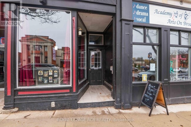 137 Broadway in Orangeville, ON - Building Photo - Building Photo