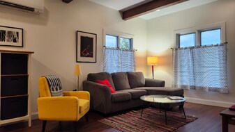 365 Woodward Rd in Nassau, NY - Building Photo