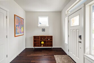 4919 SE 79th Ave in Portland, OR - Building Photo - Building Photo