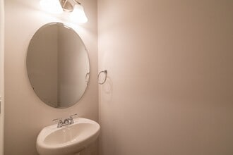 6017 Jasmine Br Rd in Charlotte, NC - Building Photo - Building Photo