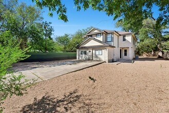 1708 E 17th St in Austin, TX - Building Photo - Building Photo
