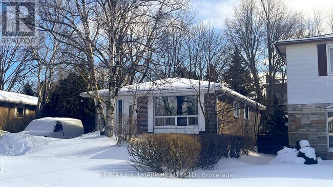 758 Botany Hill Crescent in Newmarket, ON - Building Photo - Building Photo