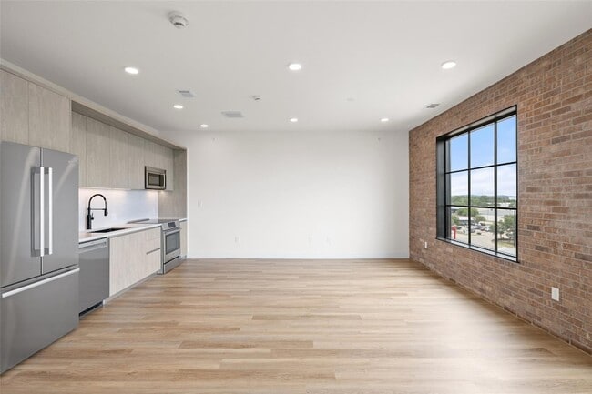 4315 S Congress Ave, Unit 532 in Austin, TX - Building Photo - Building Photo