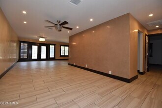 10800 Saigon Dr in El Paso, TX - Building Photo - Building Photo