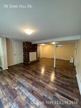 98 Sand Hill Rd in Amherst, MA - Building Photo - Building Photo