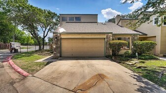 8515 Echo Creek Ln in San Antonio, TX - Building Photo