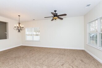 7542 Brookwood Valley Ln in Mint Hill, NC - Building Photo - Building Photo