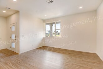 4954 Denys Dr. in Timnath, CO - Building Photo - Building Photo