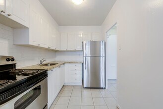 20 & 72 Gamble in Toronto, ON - Building Photo - Building Photo