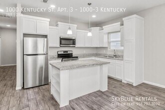 1000 N Kentucky St in Alton, TX - Building Photo - Building Photo