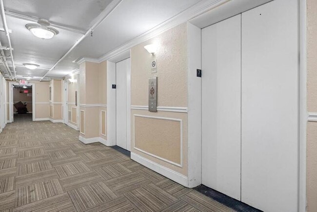 311 W Ashley St in Jacksonville, FL - Building Photo - Building Photo