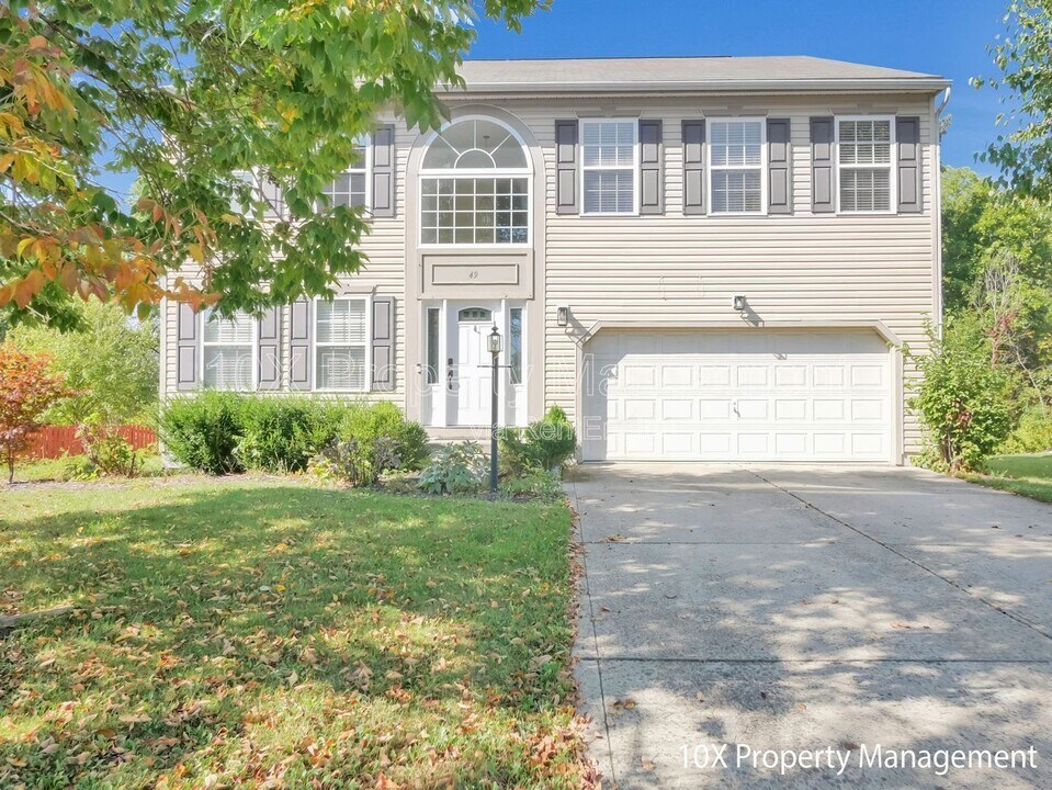 49 Knights Bridge Dr W in Pickerington, OH - Building Photo
