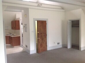 447 S Atlantic Ave, Unit 3rd Floor in Pittsburgh, PA - Building Photo - Building Photo