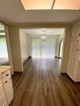 20090 SW Sandra Ct in Aloha, OR - Building Photo - Building Photo