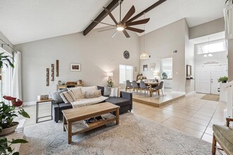 13511 Windchase Ct in Houston, TX - Building Photo - Building Photo