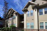 Greenway Cove Apartments in Boone, NC - Building Photo - Building Photo