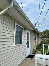 2414 E 7th St in Bloomington, IN - Foto de edificio - Building Photo